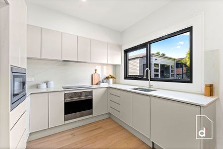 Brand New Architectural Masterpiece In Thirroul - Photo 4