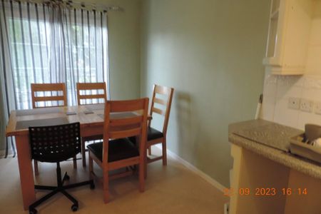 3 bedroom townhouse to rent - Photo 2