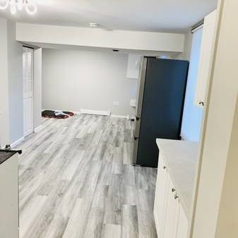 Beautiful Newly Renovated 2 Bedroom Home - Photo 4