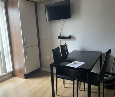 Flat 3, 78 Fitzroy Avenue, Belfast, BT7 1HX - Photo 5