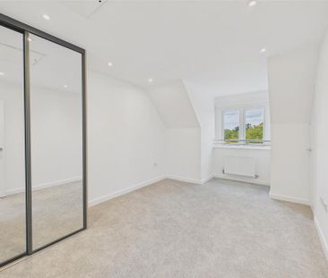 3 bedroom terraced house to rent - Photo 6