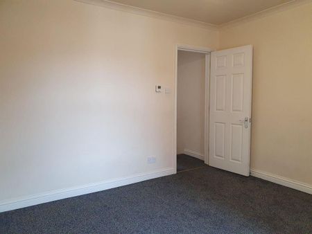 2 bedroom house to rent - Photo 3