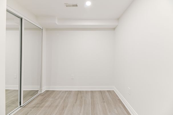 For Lease - 4 Lawnview Court, Brampton, Ontario - Photo 1