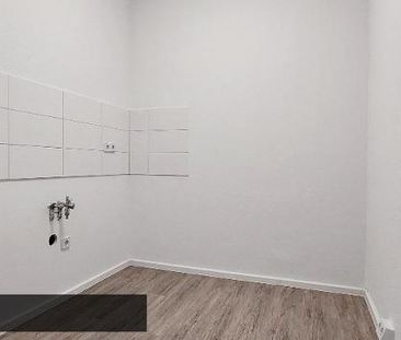 2 Zimmer, Balkon frisch saniert - Foto 5