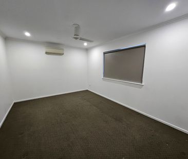 55 Canecutters Drive, Ooralea - Photo 6