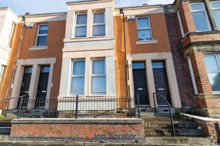 2 bedroom ground floor flat to rent - Photo 5