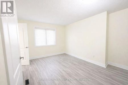 26 RED ASH COURT - Photo 5