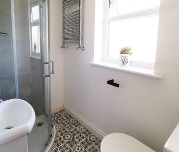 Room 3, Wistaston Road, Crewe, CW2 - Photo 4