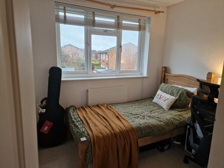 2 bedroom terraced house to rent - Photo 3