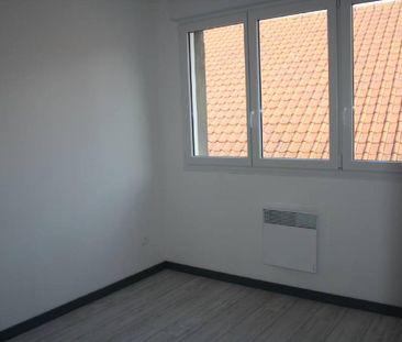 APPARTEMENT DE 43 M² ENTIÈREMENT RÉNOVÉ SITUE AU 1er ÉTAGE AVEC POS... - Photo 2