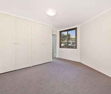 Three Bedroom Apartment in Peaceful Setting - Photo 5