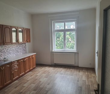 Pronájem bytu 2+1 72 m² - Fotografie 3
