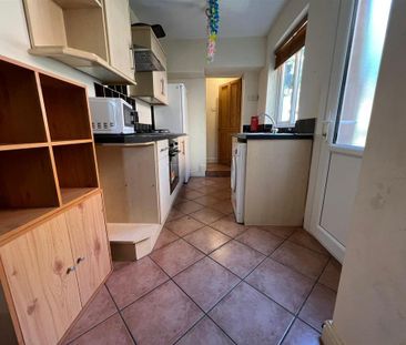 3 bedroom terraced house to rent - Photo 5