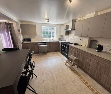 6 Wren Close - Golden Stable & 7 En-suites Loughborough - Photo 4
