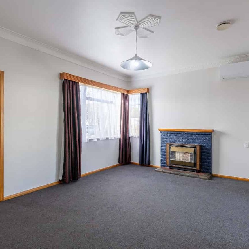 ROSLYN - 3 BEDROOMS - Photo 1