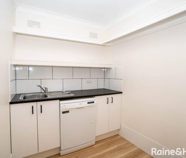 SPACIOUS & UPDATED FAMILY HOME IN PRIME CENTRAL LOCATION - Photo 1