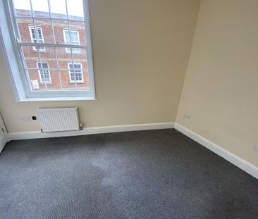 2 bedroom maisonette to rent - Photo 1