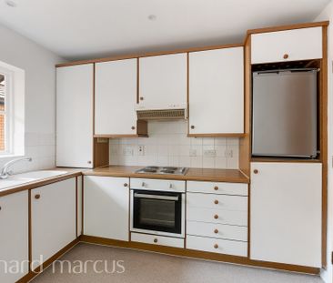 Kingsworthy Close, Kingston Upon Thames - Photo 1