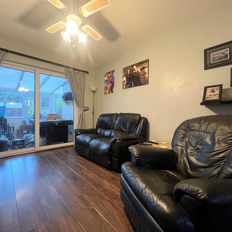 3 bedroom house to rent - Photo 1