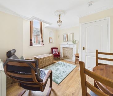 1 bedroom Duplex to rent - Photo 1