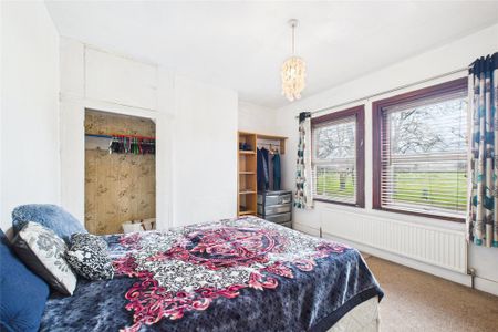 3 bedroom end of terrace house to rent - Photo 5