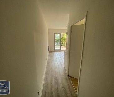 Location Appartement 1 pièce 18m² ST LAURENT DU VAR 06700 - Photo 6