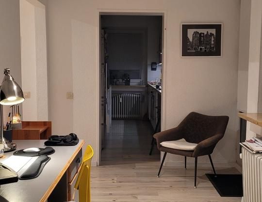 Helle 2 1/2 -Z,K.D,b,Balk. in Aachen-Richt., Schloß-Schönaugebiet - Foto 1