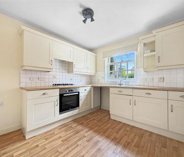 3 bedroom link detached house to rent - Photo 5