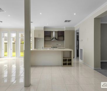 Contemporary Living in a Sought After Location - Photo 3