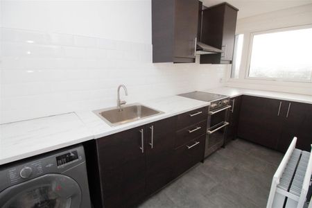 2 Bedroom Flat - First Floor - Photo 4