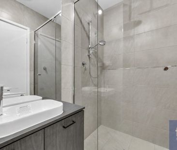 🏡 SPACIOUS DOUBLE-STOREY 4 BEDROOM FAMILY HOME FOR RENT IN TRUGANINA - Photo 5