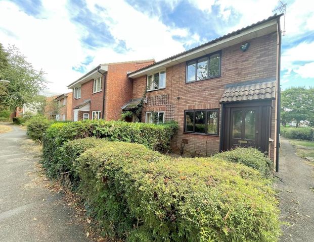 2 bedroom semi-detached to rent Sharman Walk, Bradwell, MK13 9EE - Photo 1