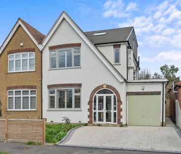 4 bedroom semi-detached house to rent - Photo 1