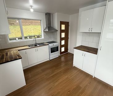 1/6 Naseby Grove, Wainuiomata - Photo 1