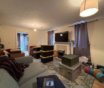 3 bedroom house to rent Chaffinch Road, Bury St. Edmunds, IP32 - Photo 2