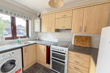 2 bedroom terraced house to rent - Photo 3