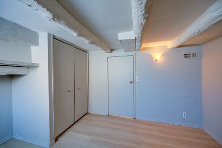 For Lease - 24 Duke Street Unit# 1, Brantford, Ontario - Photo 4