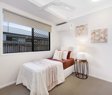 RENOVATED 4 BEDROOM HOME IN QUIET CUL DE SAC IN CONDON! - Photo 6