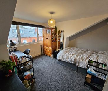 6 Bed - 13 Mayville Place, Hyde Park, Leeds - LS6 1NE - Student - Photo 4