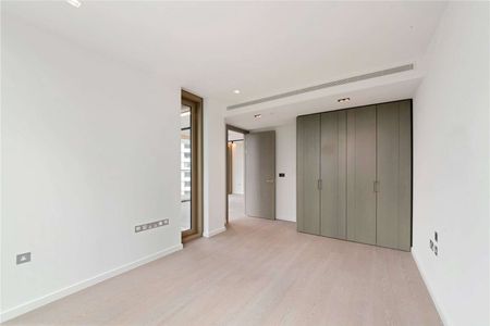 Savills are pleased to present this stunning 1 bedroom Apartment in the much anticipated One Park Drive Development. - Photo 2