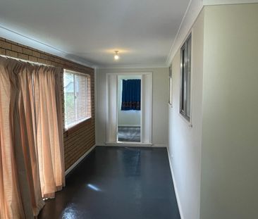 TIDY NORTH-CENTRAL 3 BEDROOM + STUDY HOME - Photo 1