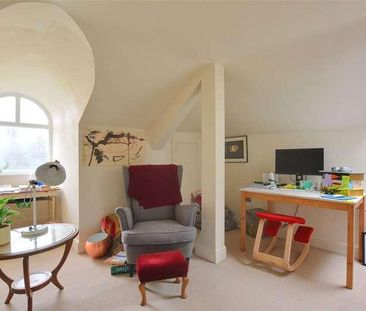 Lewisham Hill, London, SE13 - Photo 2