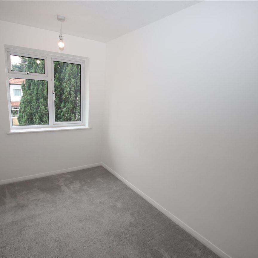 2 bedroom Maisonette to let - Photo 1