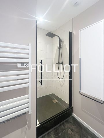 A LOUER : Appartement Rénové 2 Pièces à LOUVIGNE DU DESERT - Réf.2516CV - Photo 3