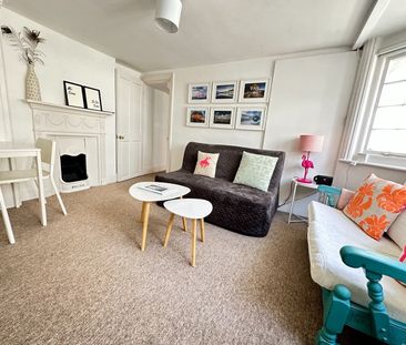 1 Bed Flat, Marine Gardens, BN2 - Photo 2