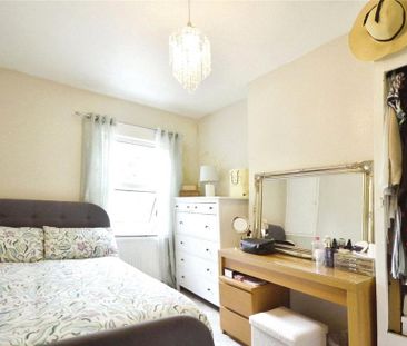 2 bedroom terraced house to rent - Photo 6