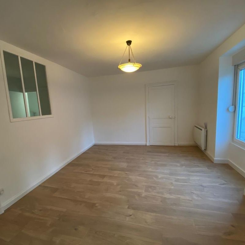 Location Appartement 2 pièces 38m² CHATEAUBRIANT 44110 - Photo 1