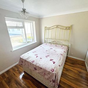 House share to rent - Photo 3