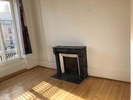 T4 avec 2 chambres - refait à neuf - Photo 5