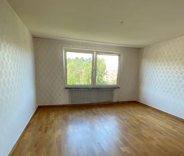 Karl Hovbergsgatan, Eskilstuna - Photo 3